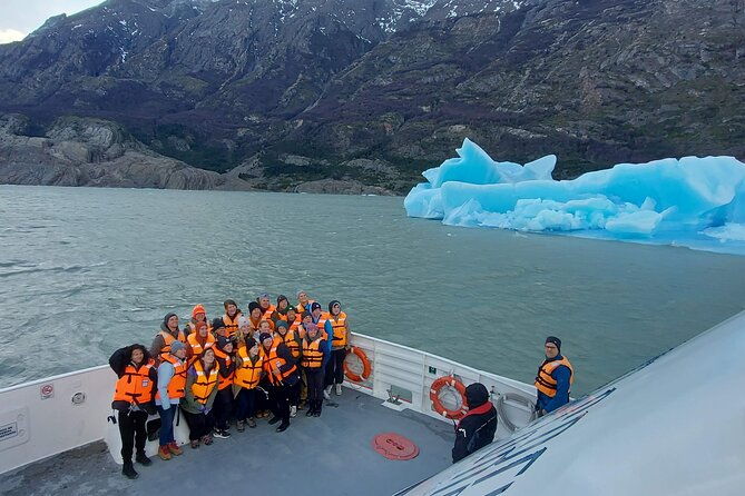 torres-del-paine-glacier-grey-private-navigation-tour