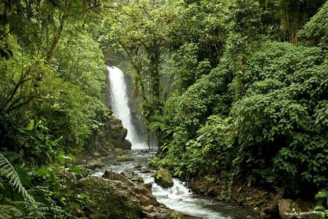 tour-poas-volcano-doka-coffee-milling-and-la-paz-waterfall