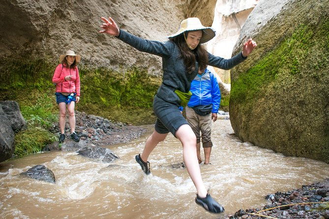 trekking-waterfalls-and-thermal-baths