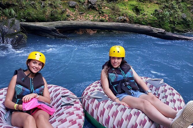 tubing-in-rio-celeste-2