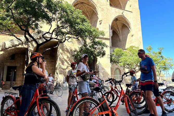 valencia-city-highlights-in-guided-bike-or-e-bike-tour-2
