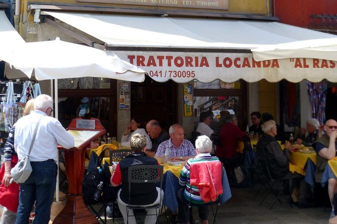venice-boat-tour-to-murano-burano-and-torcello-with-fish-lunch