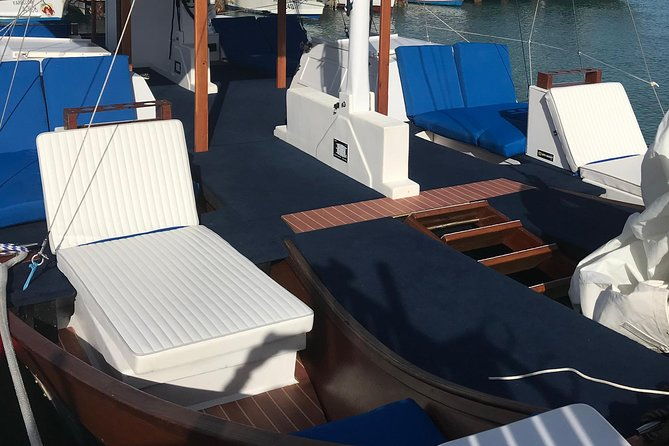 vip-morning-delight-champagne-sailing-and-snorkeling-with-lunch