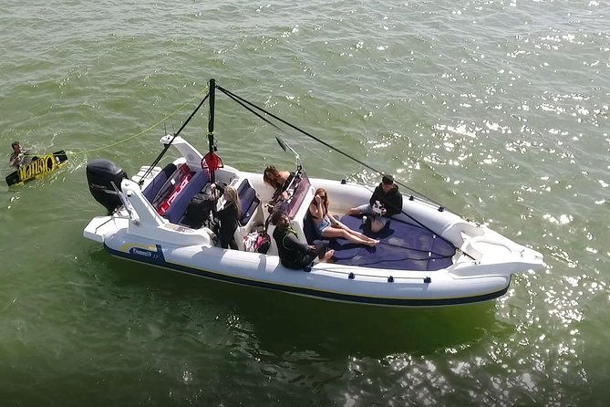 wakeboarding-water-skiing-or-inflatable-rides