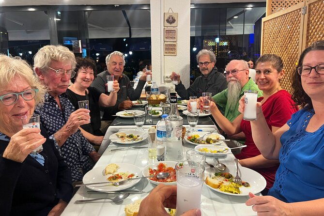 walking-kusadasi-gastro-city-tour