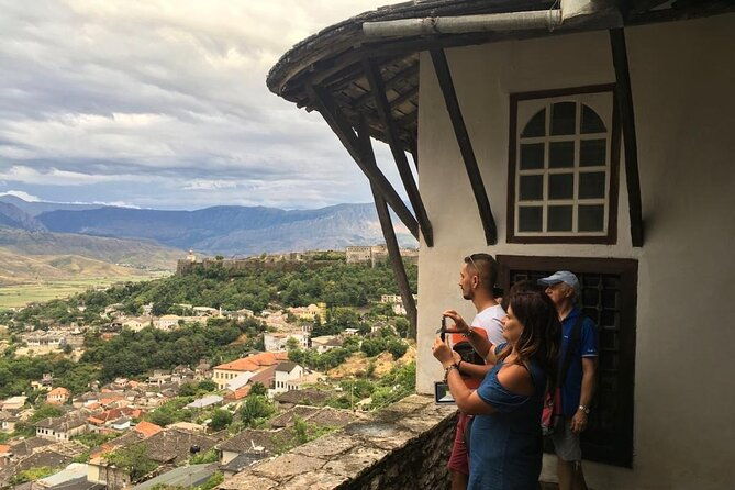 walking-tour-baazar-the-argjiro-castle-zekate-house-2