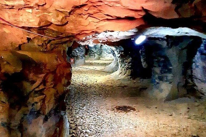 wanda-mines-in-argentina-puerto-iguazu-with-adilson