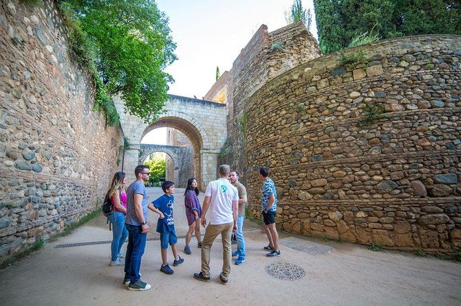water-paths-private-adventure-and-history-tour
