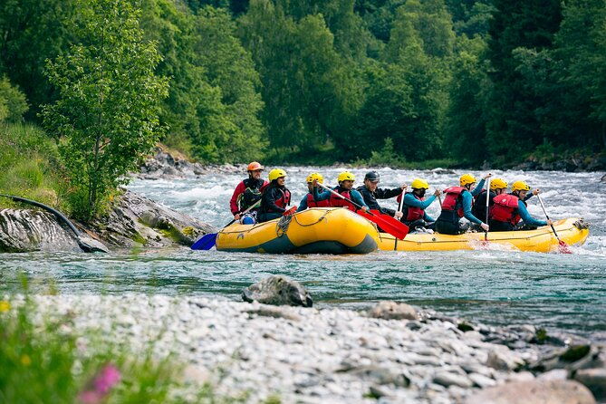 white-water-rafting-in-valldola