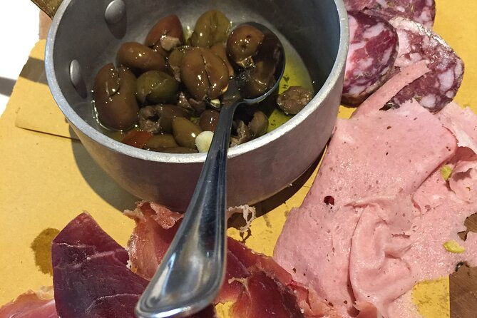 wine-food-tasting-on-etnas-winery-private-tour