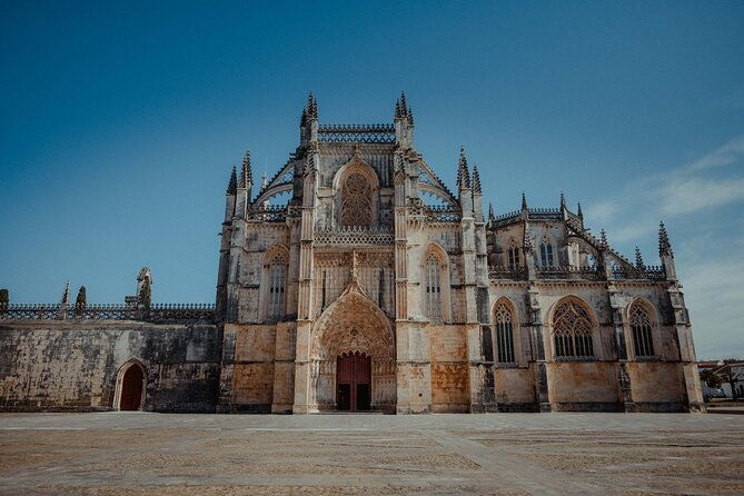 wonders-of-fatima-and-obidos-private-tour-to-portugals-center