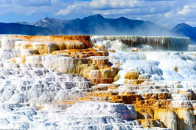 yellowstone-national-park-self-guided-driving-audio-tour
