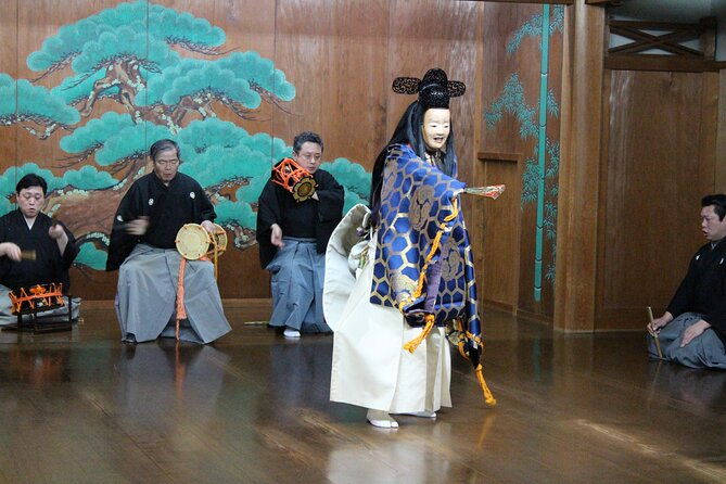 yokabus-fukuoka-heritage-noh-theater-and-dazaifu-highlights