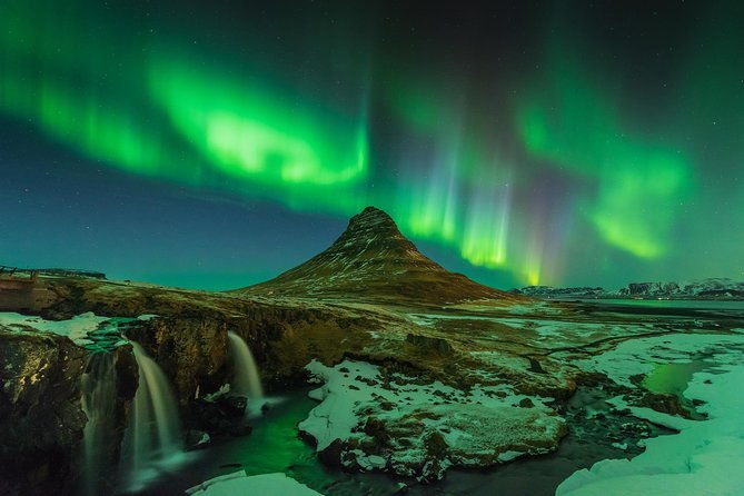 2-day-west-coast-tour-lava-cave-snaefellsnes-silver-circle