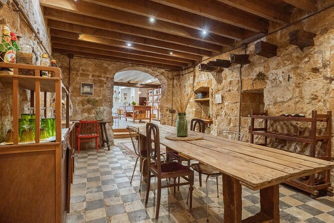 4-hour-market-visit-and-traditional-cooking-workshop-in-palma