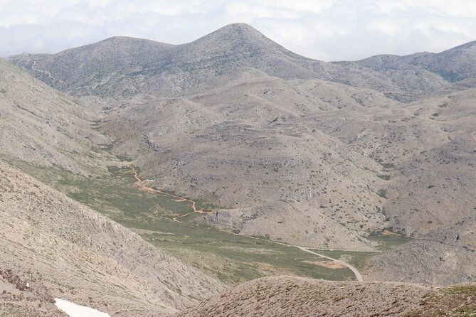 6-hour-hiking-in-psiloritis-mountain