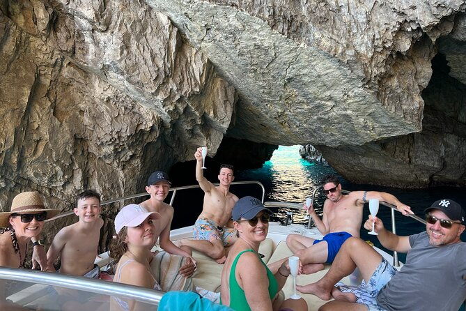 blue-grotto-and-capri-by-private-boat-tour