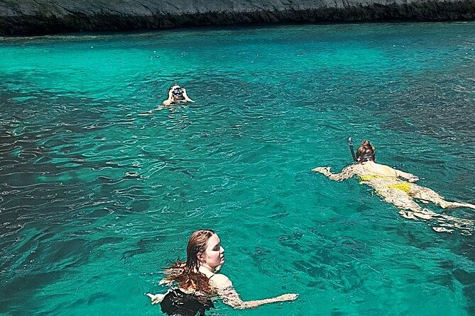 boat-trip-to-secret-bays-and-beaches-with-snorkeling