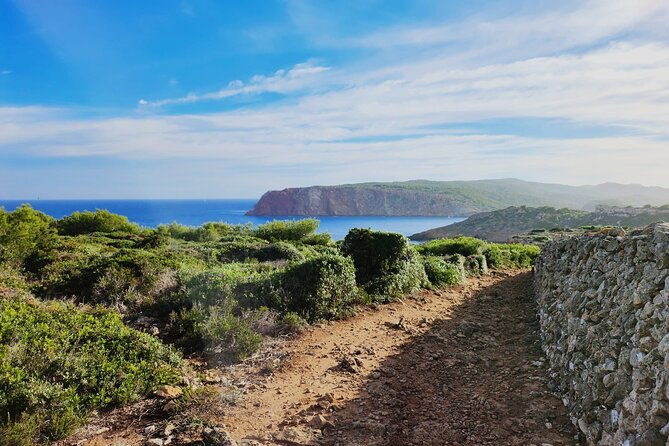 breakfast-at-sunrise-in-menorca-private-guide