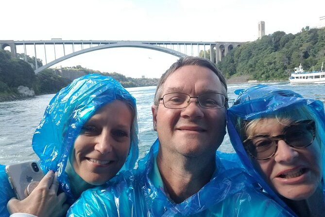 canada-usa-small-group-wonder-tour-of-niagara-falls-max-6