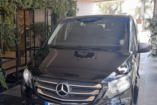 corfu-private-transfer-from-or-to-airport-and-port-2
