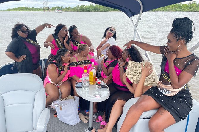 freaky-tiki-boat-party-bayou-tour