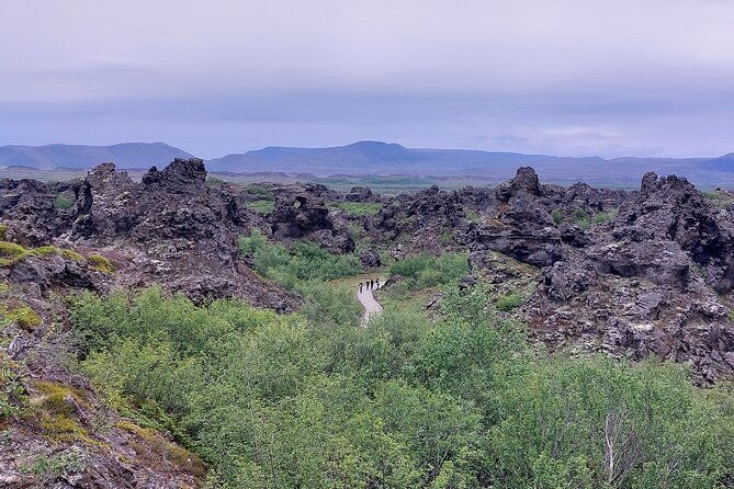 full-day-lake-myvatn-classic-tour
