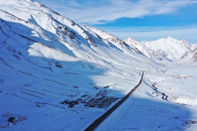 guided-visit-to-high-mountains-aconcagua-puente-del-inca