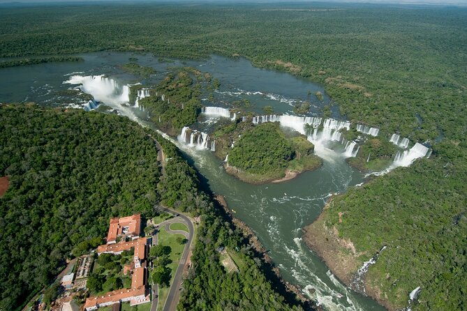iguazu-falls-brazilian-side-half-day-trip