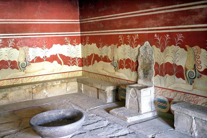 knossos-palace-guided-tour-heraklion-city-tour-market
