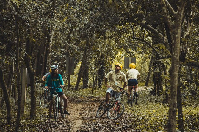 mountain-bike-adventure-to-xunantunich-maya-site-in-belize