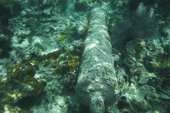 negril-lobster-lunch-on-booby-cay-snorkeling-to-a-sunken-cannon