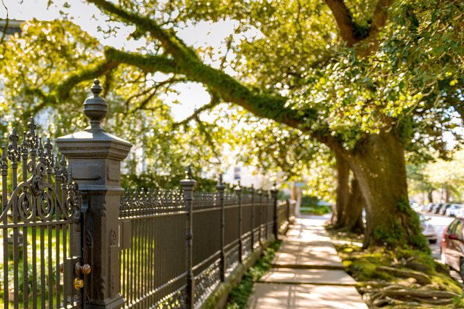 new-orleans-small-group-garden-district-history-and-architecture-tour