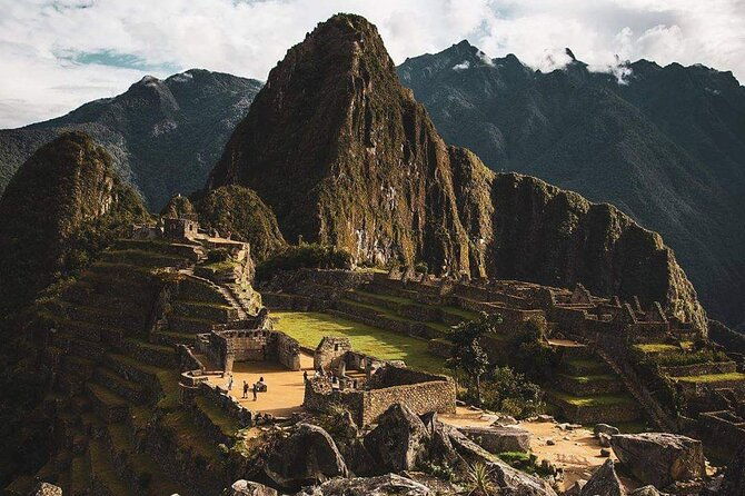 one-day-tour-to-machu-picchu-private-service