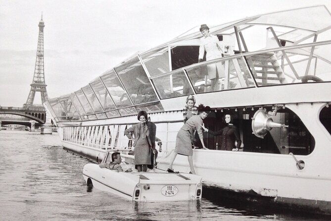 paris-seine-river-lunch-cruise-by-bateaux-mouches