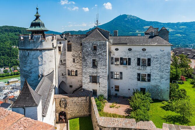 private-austrian-food-tasting-tour-in-salzburgs-old-town