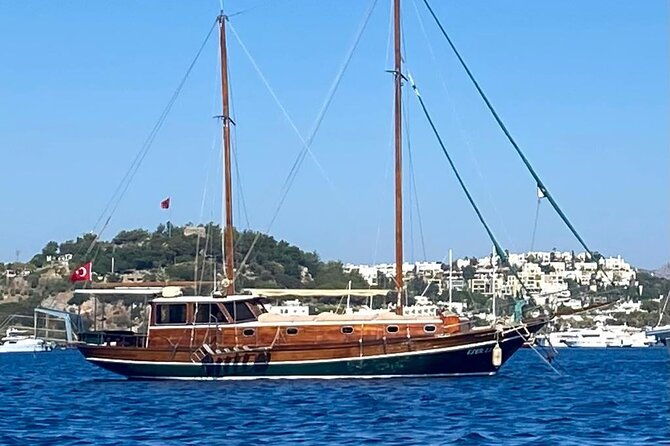 private-boat-experience-in-bodrum-coast-with-snorkeling-and-coves