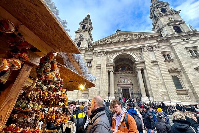 private-budapest-christmas-market-tour-with-chimney-cake-mulled-wine