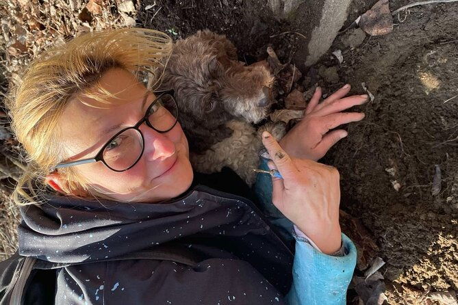 private-guided-truffle-hunting-tour-in-serbia-with-lunch