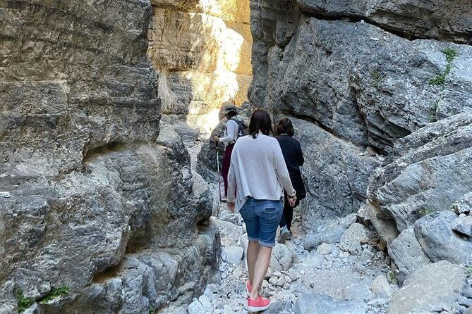 private-hiking-tour-in-imbros-gorge-chania