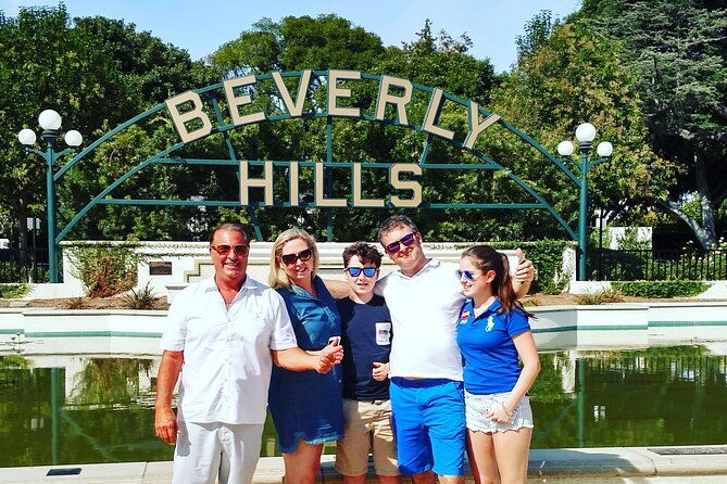 private-hollywood-to-beverly-hills-sightseeing-tour-from-orange-county