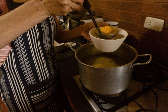 private-traditional-colombian-cooking-class-in-pereira