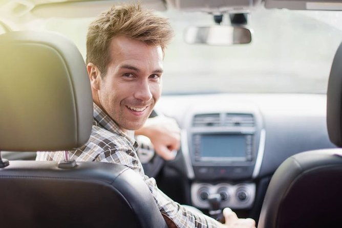private-transfer-from-berlin-to-prague-with-2h-of-sightseeing