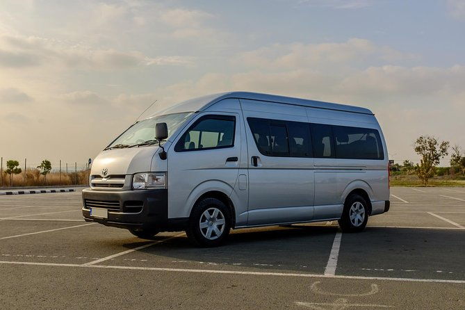 private-transfer-larnaca-airport-to-larnaca-district-1-14-pax