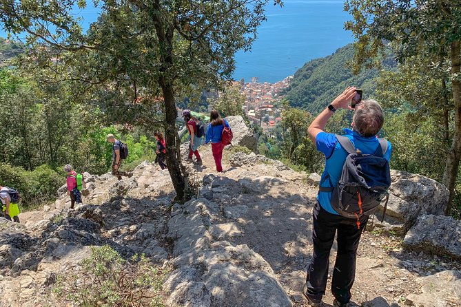 private-walking-tour-of-amalfi-atrani-hamlets-discovering-amazing-landscape