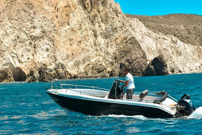 rent-a-boat-with-30-50hp-engine-in-santorini-without-a-license