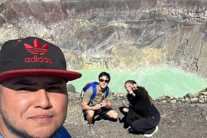 santa-ana-volcano-hike-with-a-sulphur-lake-and-coatepeque-lake-2