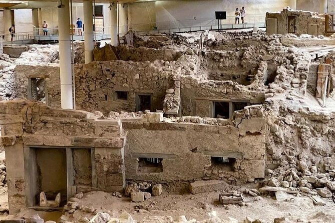 santorini-akrotiri-tour-by-a-licensed-guide