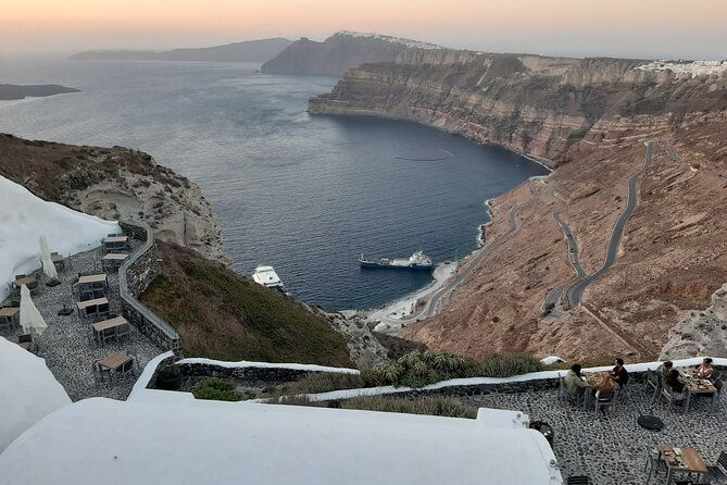 santorini-like-a-local-discover-local-flavors-by-exploring-the-island