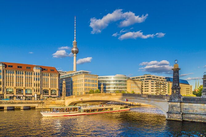 skip-the-line-boat-cruise-and-berlins-old-town-guided-tour